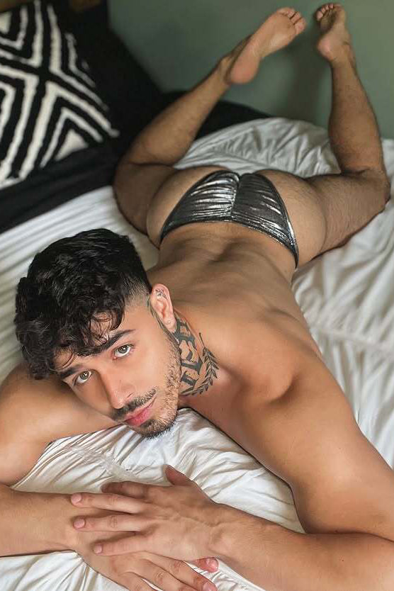 Luna Scrunch-Butt Thong - Metallic Silver